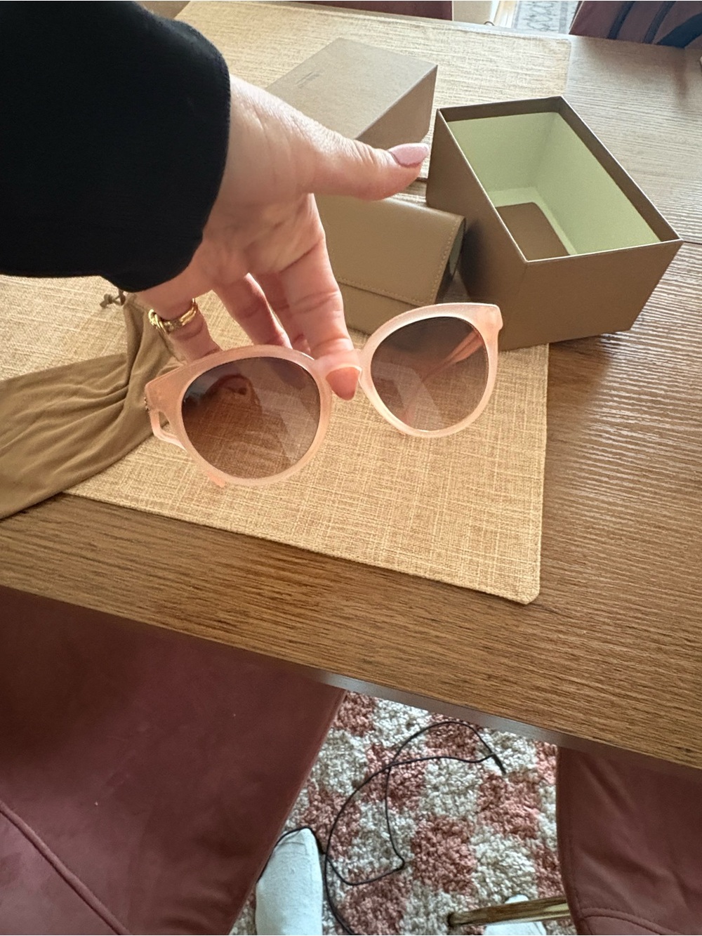 Burberry Pink Round Sunglasses with Brown Gradient Lenses - Picture 4 of 4